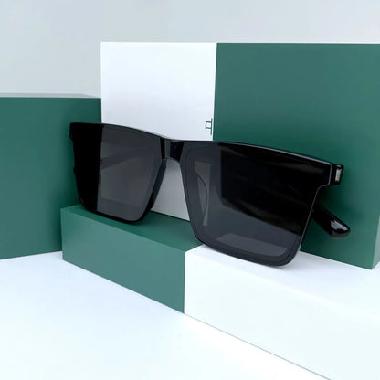 نظارات شمسية للرجال والنساء 2025